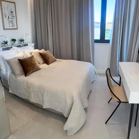 Pet Friendly In Seget Vranjica Nyaraló *