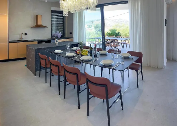 Amazing In Seget Vranjica Hébergement de vacances