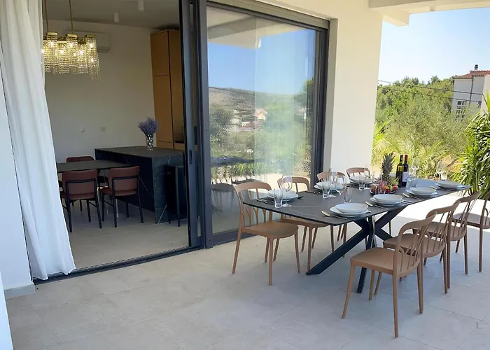 Будинок відпочинку Amazing In Seget Vranjica Трогір